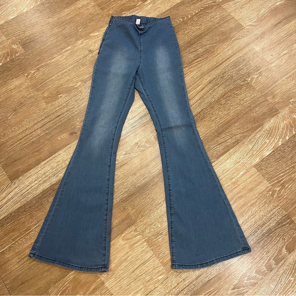 Pull on flares